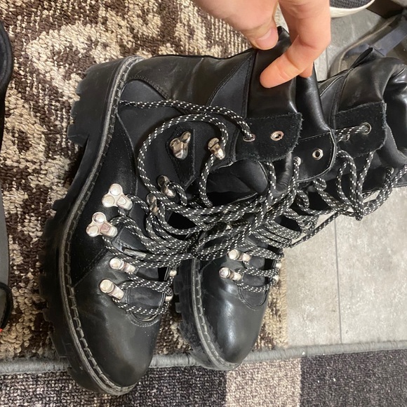 Zara 7 - Picture 4 of 12